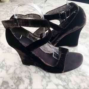 Vintage Calvin Klein Velvet Wedges